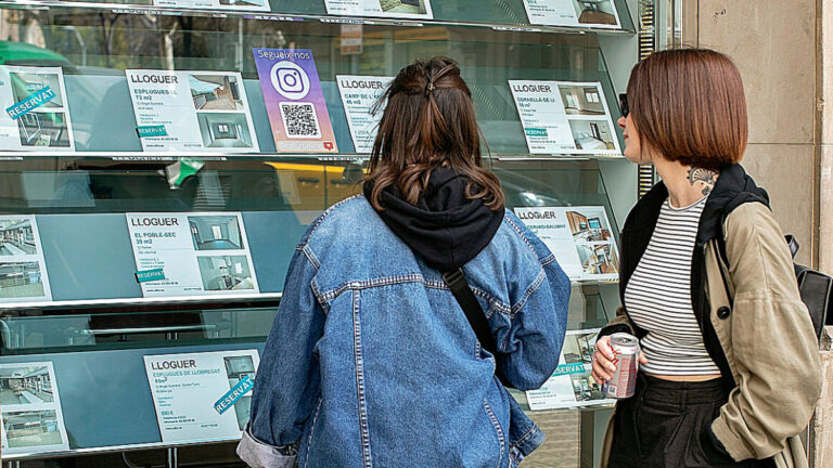 La Generalitat comprará 2.000 pisos mediante copropiedad