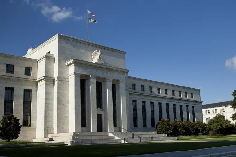Los hedge fund cuantitativos ganan con la venta de bonos