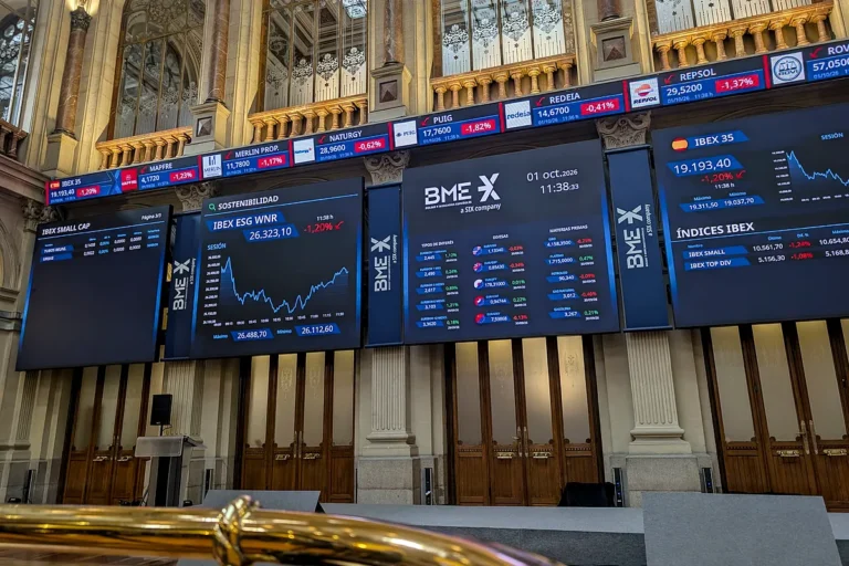 El Ibex 35 defiende los 19.000 puntos ante Wall Street