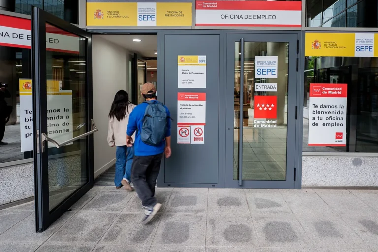 El paro sube en septiembre y la afiliación marca récord